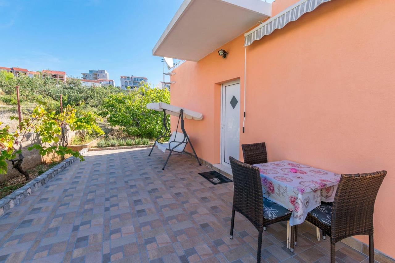Apartments Zmika Primošten Cameră foto
